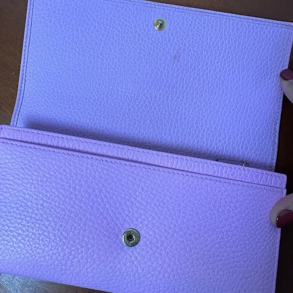 Gucci Limited Edition Marmont Leather Bosco
Gold Wallet - Picture 5 of 7